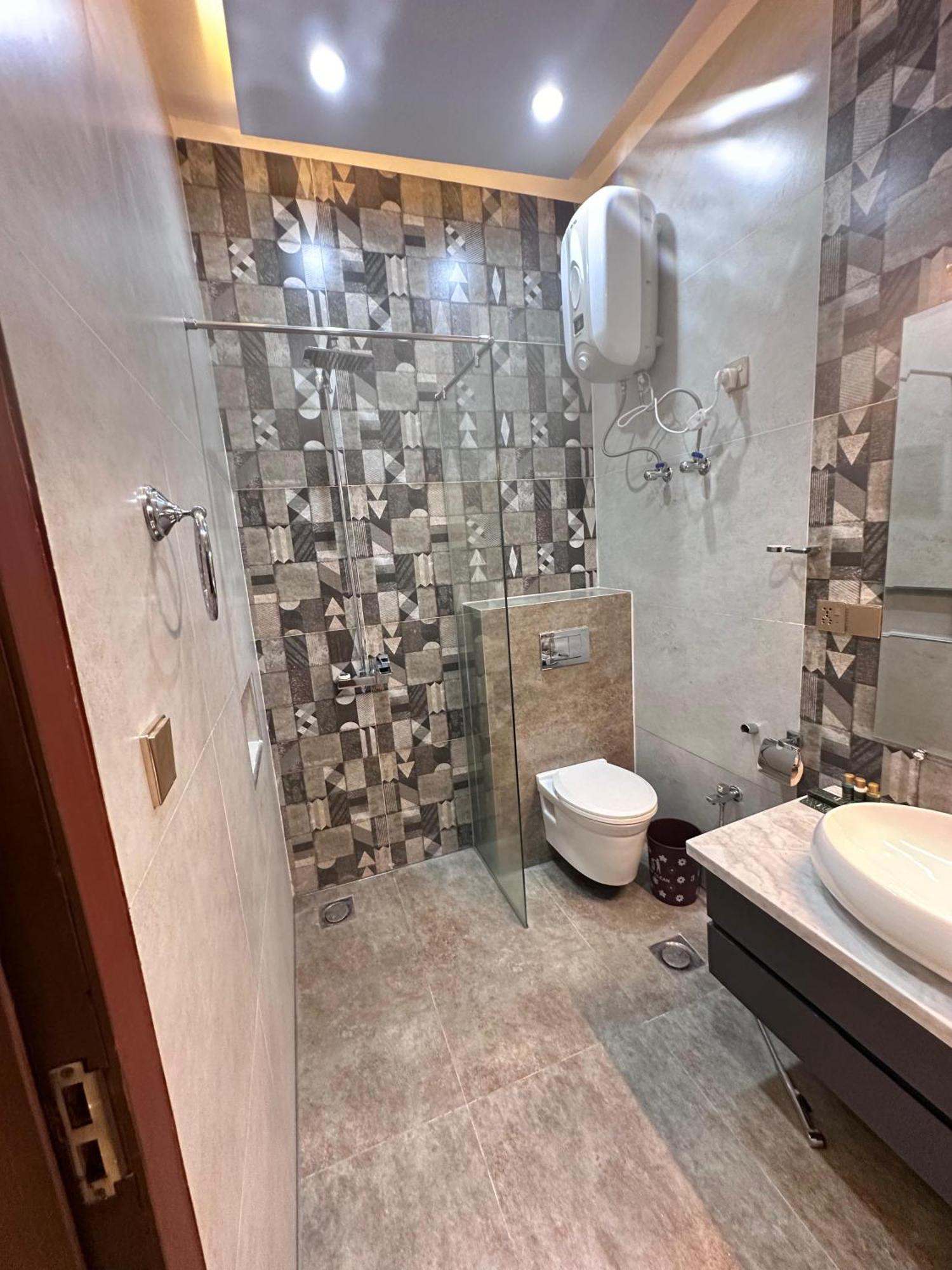 Pavilion Suites - Premium Aparthotel In Bahria Town Rawalpindi Eksteriør bilde