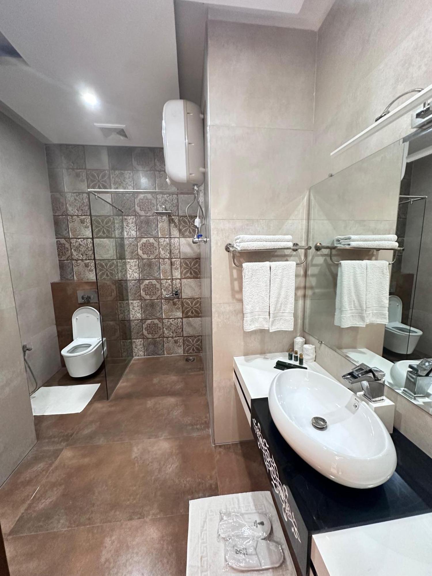 Pavilion Suites - Premium Aparthotel In Bahria Town Rawalpindi Eksteriør bilde