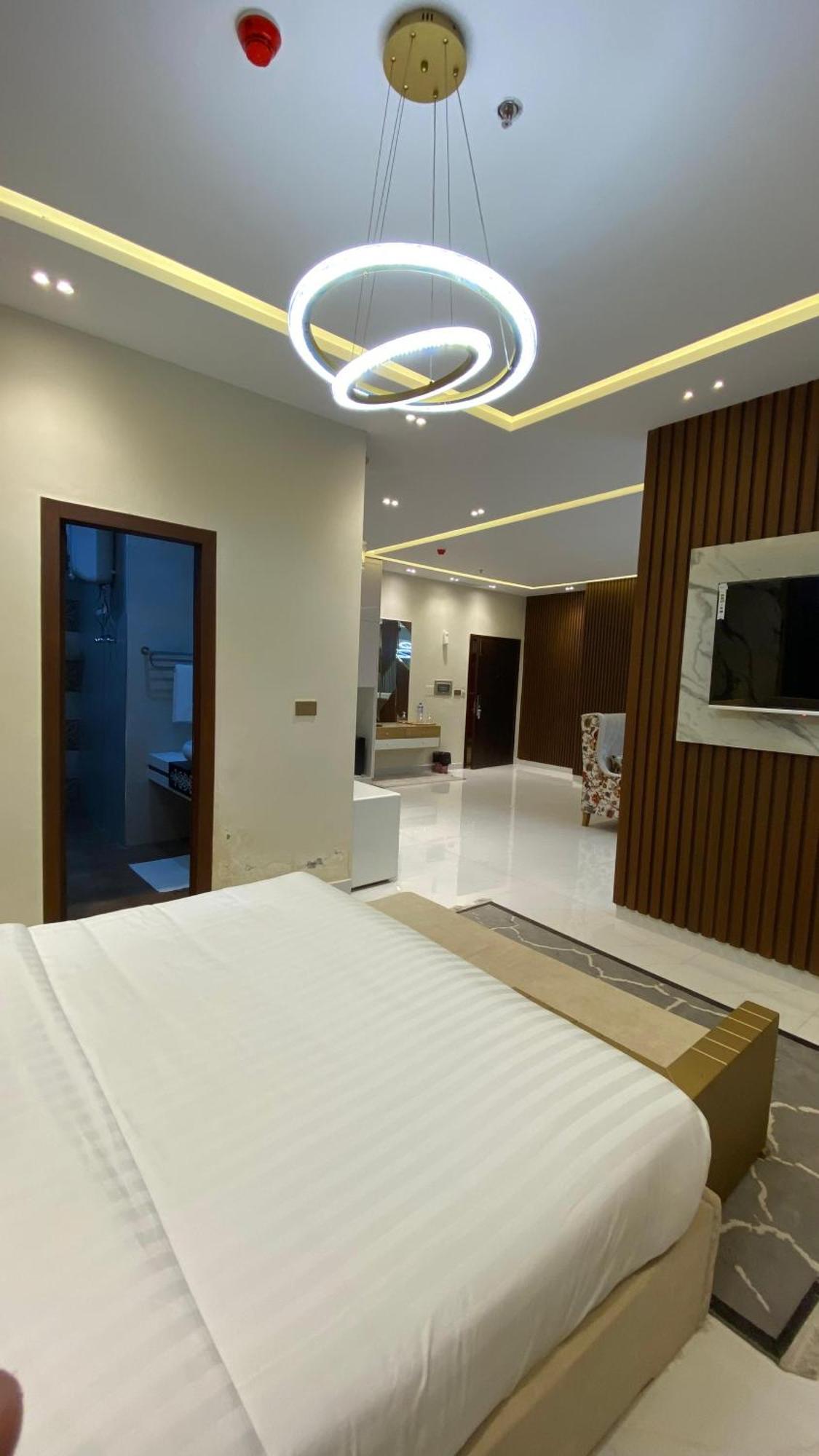 Pavilion Suites - Premium Aparthotel In Bahria Town Rawalpindi Eksteriør bilde
